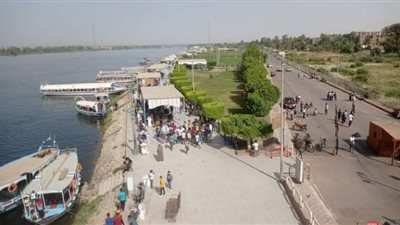 توافد المواطنين على المنتزهات بقنا