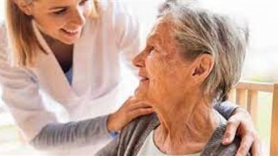 ننشر خدمات برنامج الرعاية الصحية للمسنين المقدمة من الحكومة