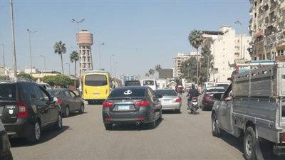 زحام مروري في شوارع المنصورة الرئيسية أول أيام العيد