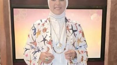 زهور الربيع تسيطر على إطلالة دعاء فاروق.. والجمهور يغازلها