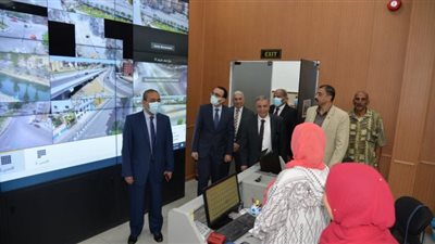 محافظ الإسماعيلية يطمئن على جاهزية الشبكة الوطنية الموحدة للطوارئ