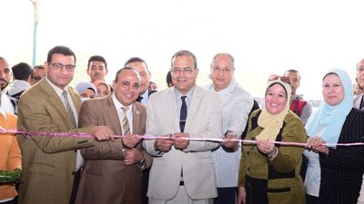 تمريض سوهاج تنظم الخيمة التمريضية السنوية وندوة صحية بكلية التربية