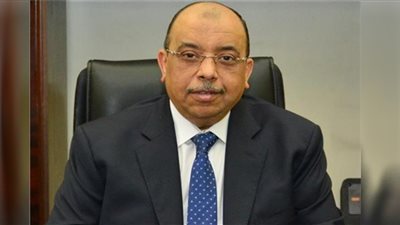 وزير التنمية المحلية: 