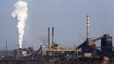 الجيش الأوكراني يتحدث عن هجوم عنيف روسي على مصنع آزوفستال