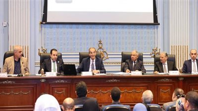 وزير الاتصالات: تدريب 200 ألف متدرب بميزانية 1.1 مليار جنيه