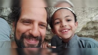 (فيديو) الطفل منذر مهران يكشف سبب حبه للفنان أحمد أمين