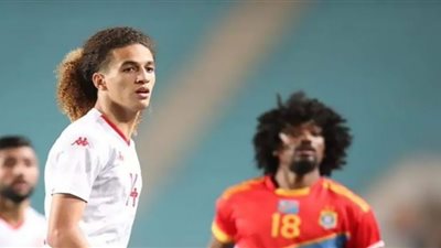 حنبعل المجبري يثير الجدل.. مواليد 2003 ويلعب بجوار رونالدو