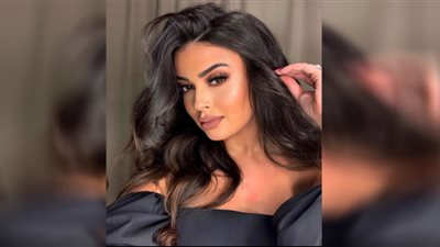 ميرنا نور الدين تطل بالأبيض وسط البحر (صور)