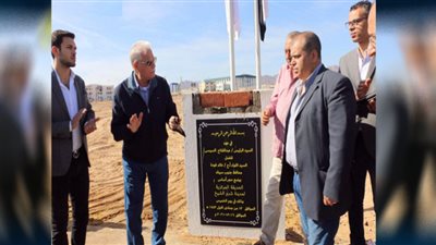 محافظ جنوب سيناء يضع حجر أساس الحديقة المركزية أمام مجلس مدينة شرم الشيخ الجديد