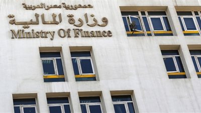تحديد موعد صرف مستحقات المصدرين بالمرحلة الرابعة لمبادرة «السداد النقدى الفورى»