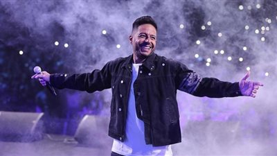 محمد حماقي يشعل حفل افتتاح مهرجان دبي للتسوق.. (صور)