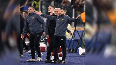 مورينيو يسجل رقمًا قياسيًا بعد تأهل روما لنهائي دوري المؤتمر الأوروبي