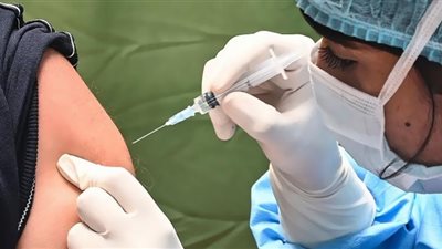 كورونا.. الصحة: رسالة لكل من مر على تلقيحه 6 أشهر لأخذ جرعة ثالثة (فيديو)