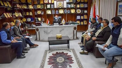 وكيل صحة الشرقية يناقش مهام تشغيل مستشفيات طوارئ فاقوس وكبد ههيا