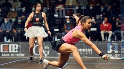 نور الشربينى تتوج ببطولة بلاك بول للإسكواش للمرة الثانية فى تاريخها بعد فوزها على هانيا الحمامى