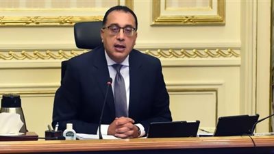 مدبولي يتابع المشروعات الجاري تنفيذها بأسوان وإجراءات التعامل مع تداعيات السيول