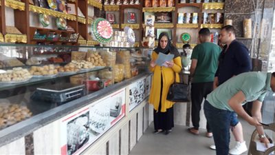 محافظ الدقهلية يحيل 104 مخالفات تموينية متنوعة إلى النيابة العامة