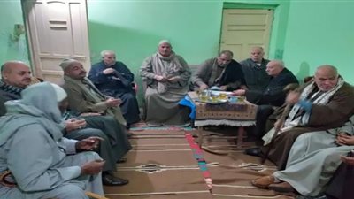 جلسه عرفيه لإنهاء خصومه دامت لسنوات بالسنطه.. و 100 ألف جنية شرط جزائى