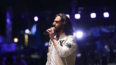 بهاء سلطان يختتم حفل عيد الفطر بالحديقة الصينية (صور)