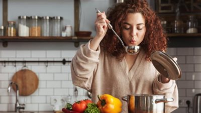 يُصيب الأطفال بمرض خطير| تقرير صادم يحذر من طهي الطاعم بموقد الغاز