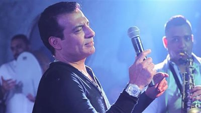 إيهاب توفيق يشعل حفل الشيخ زايد بحضور غير مسبق (صور)