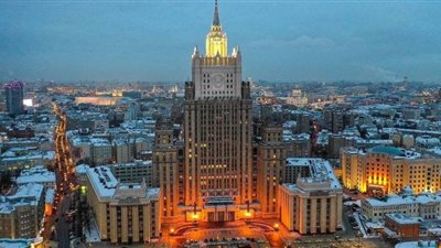 روسيا تتوعد بالرد بحزم على العقوبات البريطانية المفروضة عليها