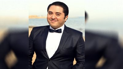 شاهد.. عمرو عبدالعزيز يوجه رسالة لمنتقدي زفاف محمد فراج وبسنت شوقي