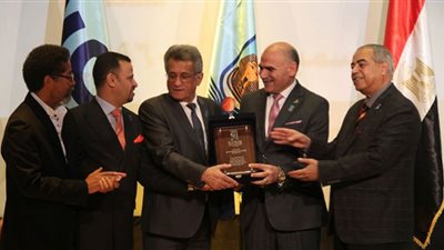 عميد فنون جميلة بالأقصر يعلن: إقامة ورشة فنية شهرية لدعم ذوي القدرات الخاصة