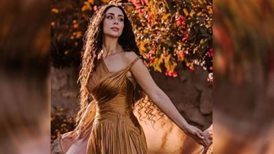 مرمر حليم لـ الوفد: فستان حنة بسنت شوقي صمم على طريقة الهاند ميد واستغرق هذه المدة