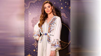 الجمهور يشيد بأناقة إنابيلا هلال