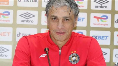 مدرب وفاق سطيف يعلق على الخسارة برباعية أمام الأهلي