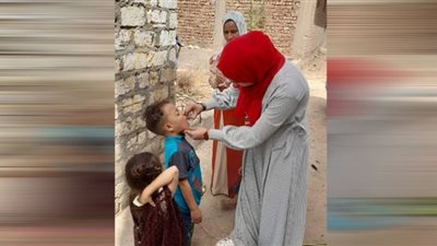 إنطلاق 1426 فريق لتطعيم الأطفال ضد شلل الأطفال بقنا