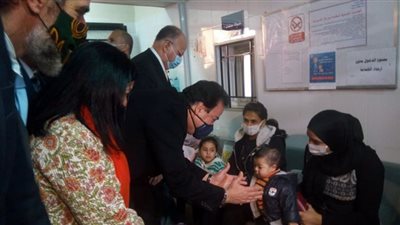 محافظ القاهرة:4948 فرقة ثابتة ومتحركة تشارك في حملة التطعيم ضد شلل الأطفال