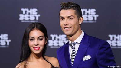 جورجينا ورونالدو يكشفان عن اسم ابنتهما الجديدة (صور)