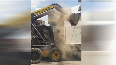 حملة مكبرة للنظافة ورفع الاشغالات حول مدارس المحلة