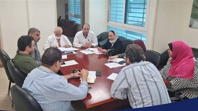 إنعقاد المجلس الطبي للمجمع الطبي بالإسماعيلية