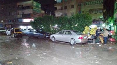 هطول أمطار غزيرة على دمياط.. والمحافظة تعلن الطوارئ