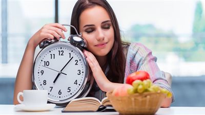 فاكهة لذيذة تساعدك على النوم في أسرع وقت