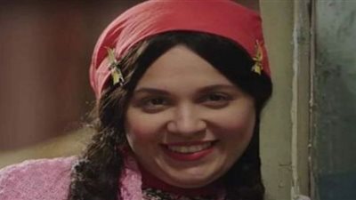 رحمة أحمد تطل بالأبيض وتتلقى أرقى التهاني في عيد ميلادها