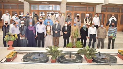 محافظ أسيوط : تحرير 1500عقد تقنين لواضعي اليد على أراضي أملاك الدولة