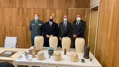 النيابة العامة المصرية تسترد من السلطات الإسبانية 36 قطعةً أثرية مُهربة إلى مدريد