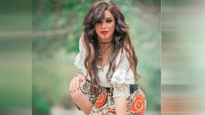 سلاف فواخرجي| تفاصيل تعرضها لـ حادث أليم وفقدان نظرها