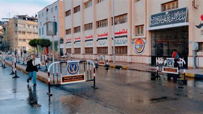 مدير أمن دمياط يتفقد الكنائس والخدمات الأمنية استعدادا لأعياد الميلاد
