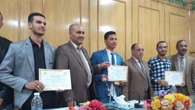 كلية اللغة العربية بجرجا تحتفل باليوم العالمي للغة العربية