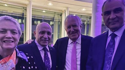 اتحاد الكيانات المصرية في أوروبا يشارك حزب العمال البريطانى أفراحه.. صور