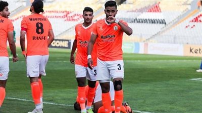 فاركو يقدم احتجاجًا رسميًا ويطالب بإعادة مباراة المصري