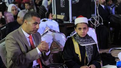 (صور) .. تكنولوجي سكول بساقلتة تستضيف فاعليات المسرح المتنقل