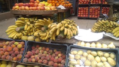 استمرار إنخفاض أسعار الخضروات والفاكهة بأسواق الدقهلية