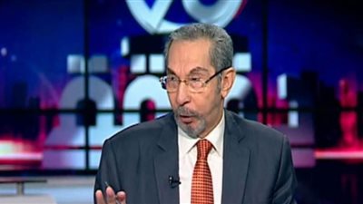 خبير اقتصادي: لا يمكن توقع سعر الدولار الفترة المقبلة