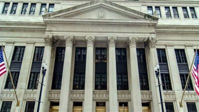 شاهد| مستثمرو أمريكا يواجهون ديونًا متعثرة بعد ارتفاع الفائدة